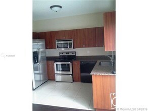 8301 NW 107th Ct-Unit -1-22 in Doral, FL - Building Photo - Building Photo