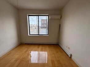 410 Central Ave in Jersey City, NJ - Building Photo - Building Photo