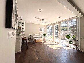 675 S Sierra Ave in Solana Beach, CA - Building Photo - Building Photo