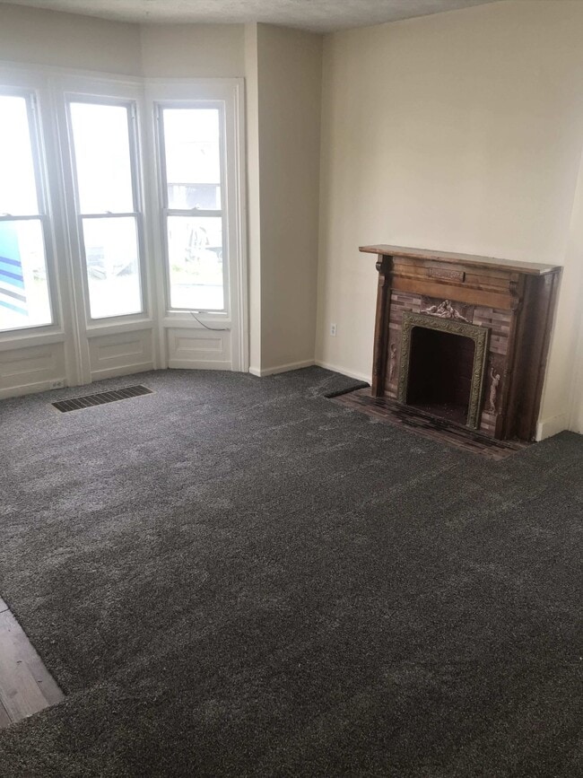 455 Water W St, Unit A in Elmira, NY - Building Photo - Building Photo