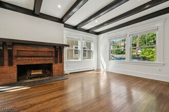132 Midland Ave in Montclair, NJ - Building Photo - Building Photo