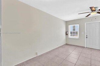 930 N 16th Ave in Hollywood, FL - Building Photo - Building Photo