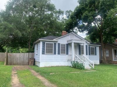210 Pinehill Dr in Mobile, AL - Building Photo - Building Photo