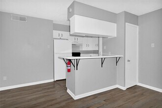 1200 Carolyn Ct in Humble, TX - Building Photo - Building Photo