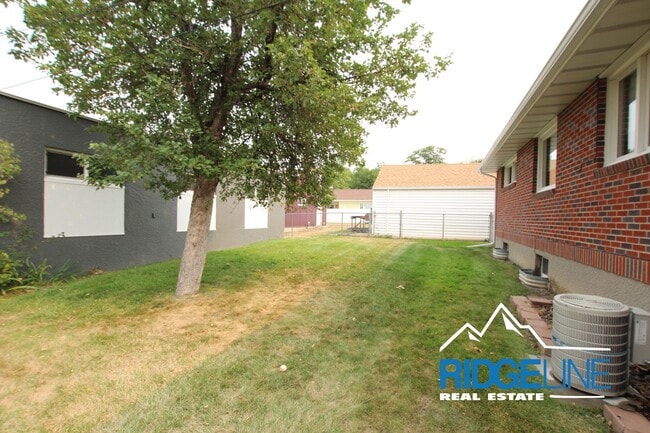 2105 9th Ave S in Great Falls, MT - Building Photo - Building Photo