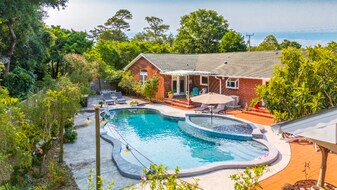 4908 Midyette Ave in Morehead City, NC - Building Photo