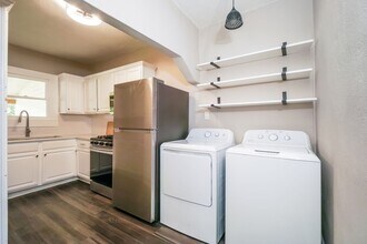 823 W Euclid Ave in San Antonio, TX - Building Photo - Building Photo