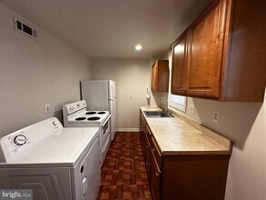 1527 W 36th St in Baltimore, MD - Building Photo - Building Photo