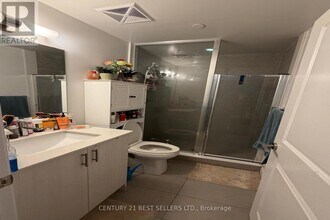 1050 Main St E in Milton, ON - Building Photo - Building Photo