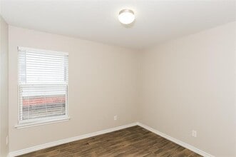 6160 Balcony Ln in Dallas, TX - Building Photo - Building Photo