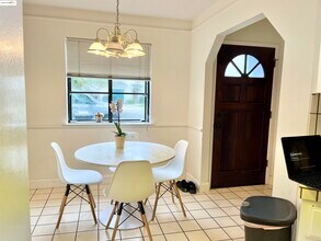 600 Chandon Ct in Walnut Creek, CA - Building Photo - Building Photo