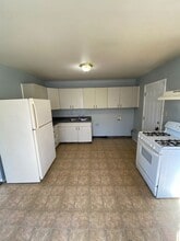 6008 Landsdowne Dr in Fort Wayne, IN - Building Photo - Building Photo