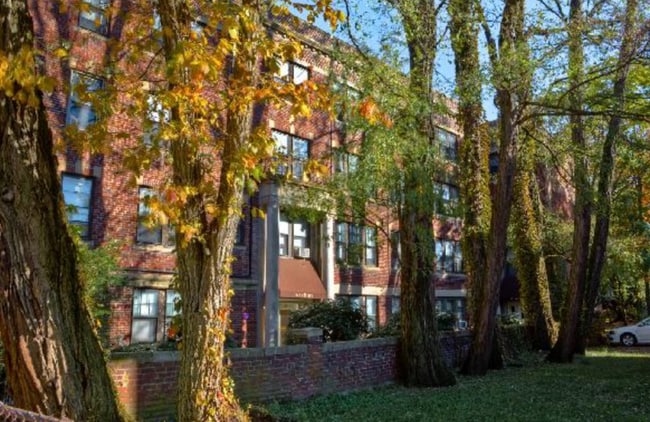 property at 3 Lothian Rd