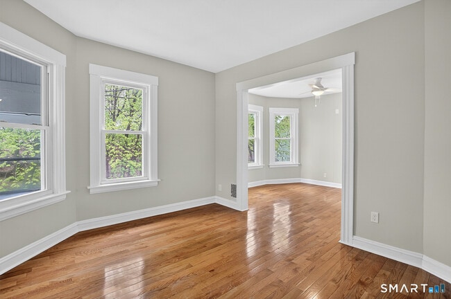 95 Parrott Ave in Bridgeport, CT - Building Photo - Building Photo