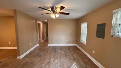 4114 Provost St in Baton Rouge, LA - Foto de edificio - Building Photo