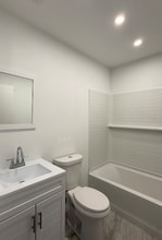 804 Garnet Dr in Burlington, NJ - Building Photo - Building Photo