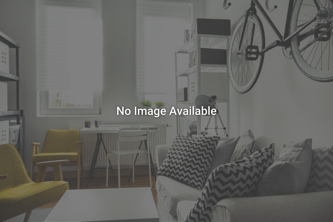 6399 Drexel Rd in Philadelphia, PA - Building Photo