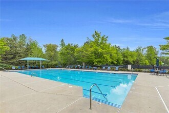 5480 Beaver Ridge Dr in Cumming, GA - Building Photo - Building Photo