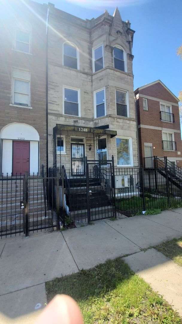 property at 1248 S Troy St
