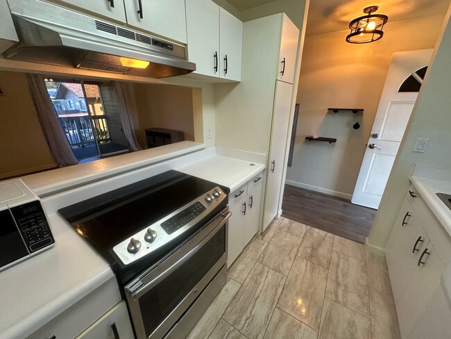 60 Waipaa Ln in Wailuku, HI - Building Photo - Building Photo