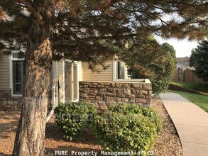9201 W Chatfield Pl in Littleton, CO - Building Photo - Building Photo