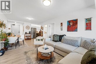 3370 Stella Crescent in Windsor, ON - Building Photo - Building Photo