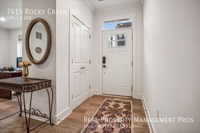 7415 Rocky Crk Ter in Annandale, VA - Building Photo - Building Photo