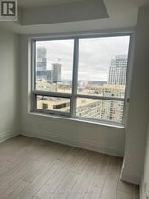 30 Elm Dr W in Mississauga, ON - Building Photo - Building Photo
