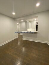 32 Queensberry St in Boston, MA - Building Photo - Building Photo