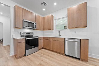 1922 W Fig St in Tampa, FL - Building Photo - Building Photo