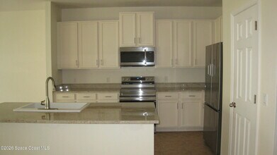 2660 Revolution St in Melbourne, FL - Building Photo - Building Photo