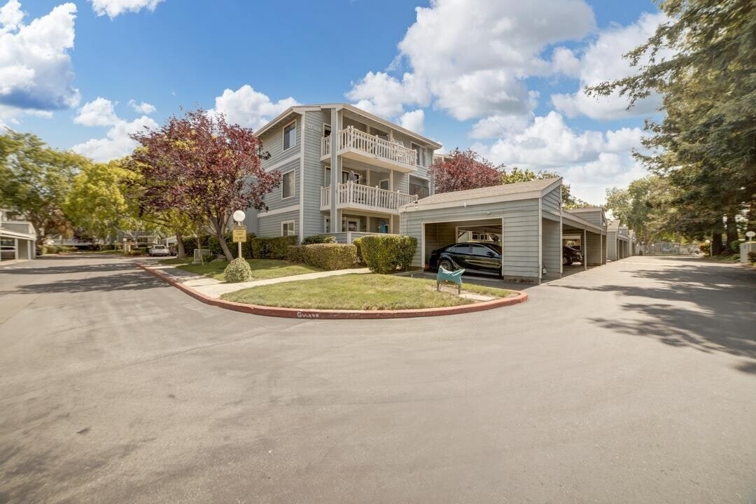 3648 Birchwood Terrace in Fremont, CA - Building Photo