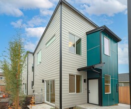 4264 NE Going St in Portland, OR - Building Photo - Building Photo