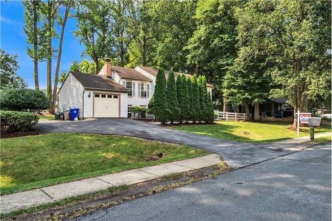 property at 3818 Gelding Ln