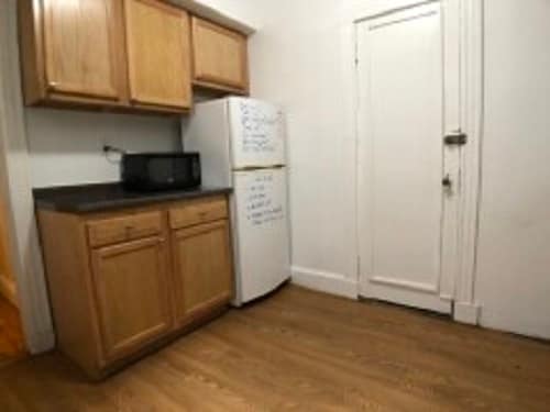 127 Sutherland Rd, Unit #A
