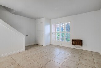 7720 Margerum Ave in San Diego, CA - Building Photo - Building Photo