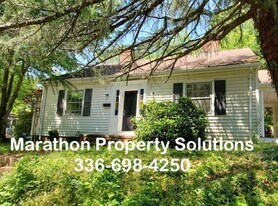 932 Carr St in Greensboro, NC - Building Photo