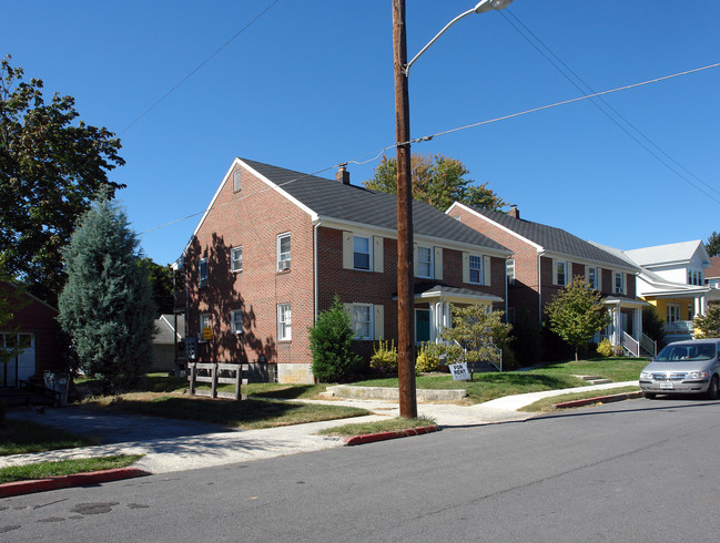 1-3 Cypress St in Hagerstown, MD - Building Photo - Building Photo