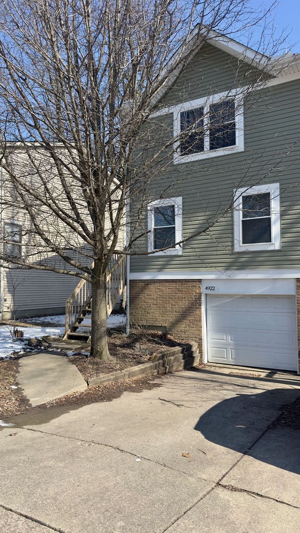 property at 4920-4922-4922 Magnolia Blossom Blvd