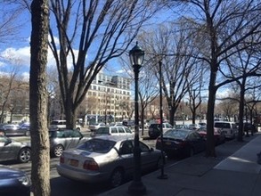 302 Eastern parkway in Brooklyn, NY - Building Photo - Floor Plan