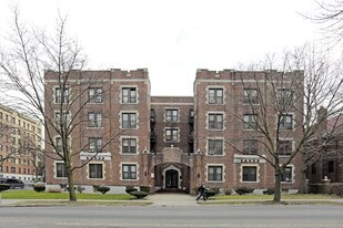 11640 Park Ln S in Richmond Hill, NY - Building Photo