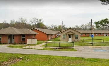 503 Crooked Creek Rd in Edgewood, TX - Building Photo - Building Photo