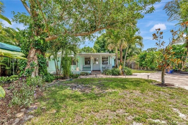 3003 SE River Terrace in Stuart, FL - Building Photo - Building Photo