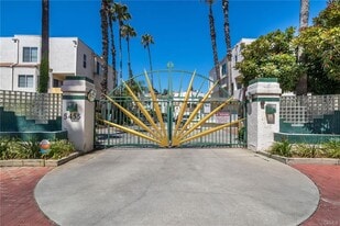 5455 Sylmar Ave in Los Angeles, CA - Building Photo