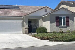 620 Brittania Rd in Hemet, CA - Building Photo