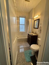 1193 Commonwealth Ave, Unit 19 in Boston, MA - Foto de edificio - Building Photo