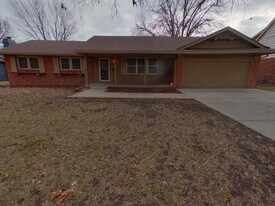 7329 E Norfolk Dr in Wichita, KS - Building Photo