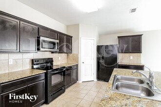 303 Preakness Ln in Ponder, TX - Building Photo - Building Photo