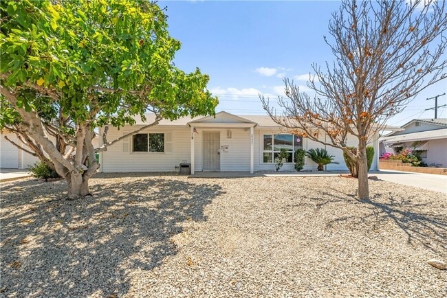 property at 29921 Thornhill Dr