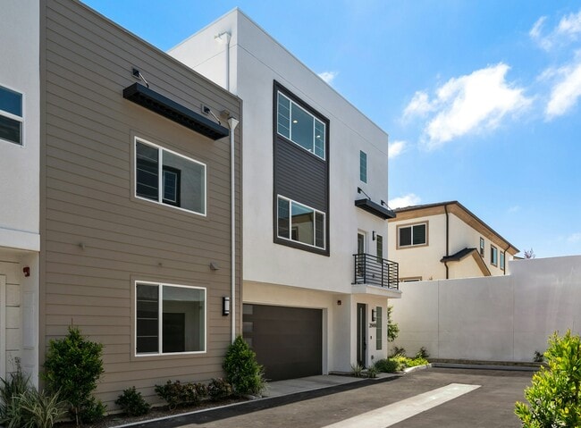 2906 Foundry Ct in Redondo Beach, CA - Building Photo - Building Photo